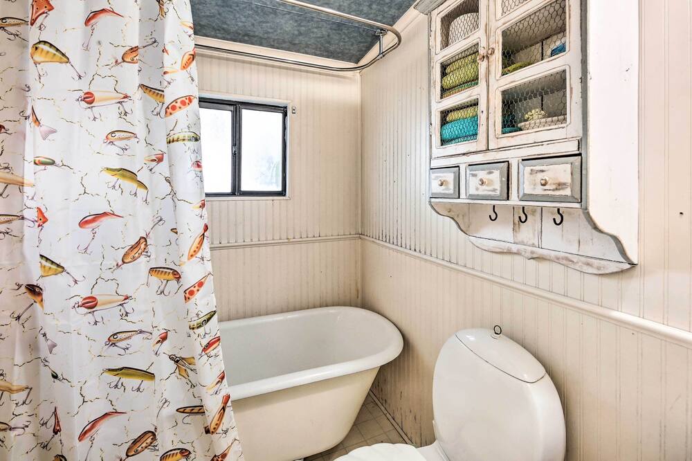 Photo of Bathroom in Springerville