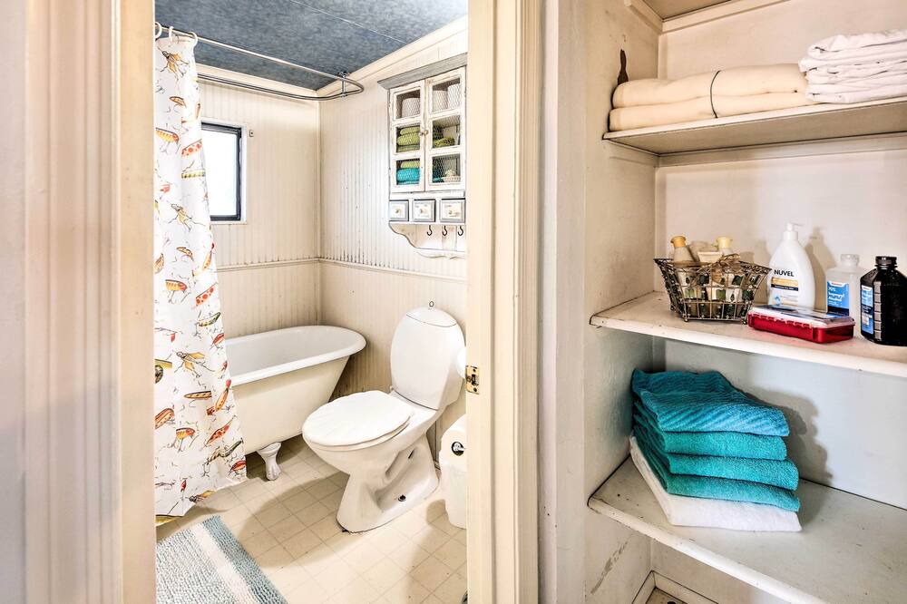 Photo of Bathroom in Springerville