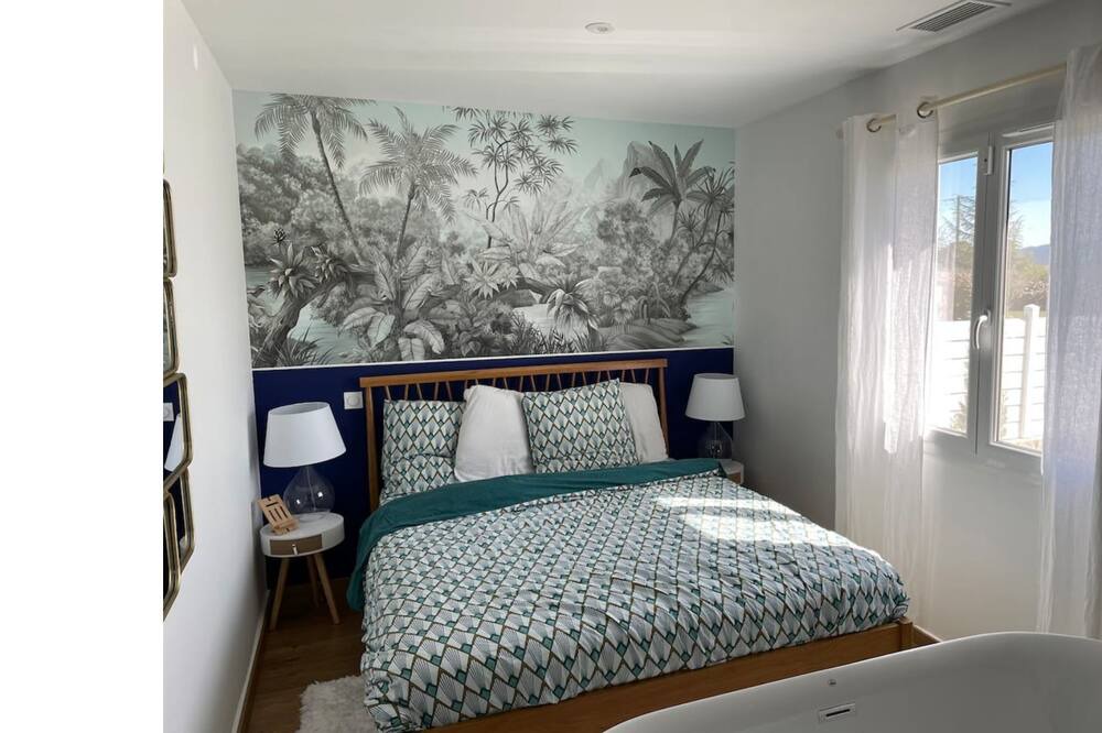 Photo of Bedroom in Banne