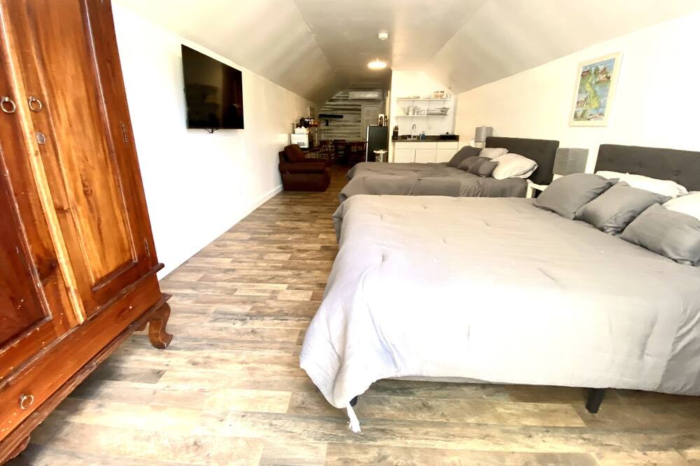 Photo of Bedroom in Montross