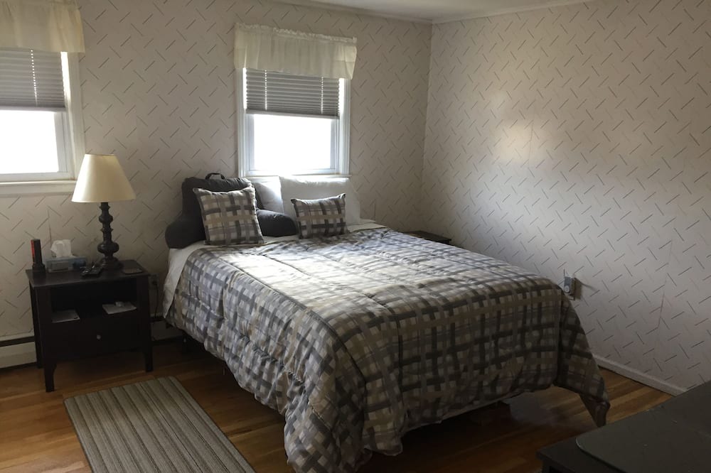 Photo of Others in Maple Hill