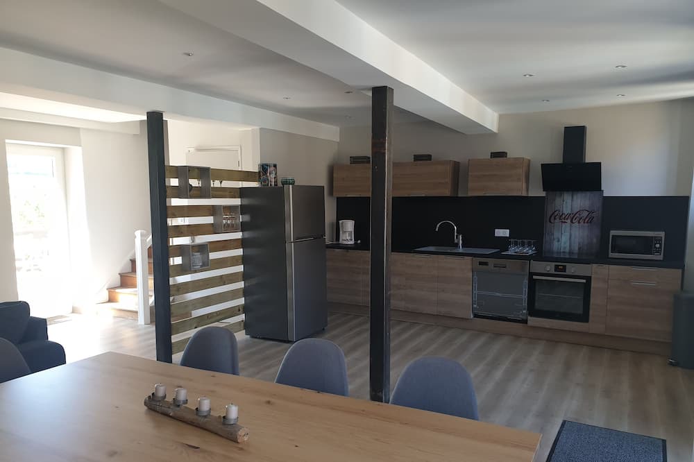 Photo of Kitchen in Germagny