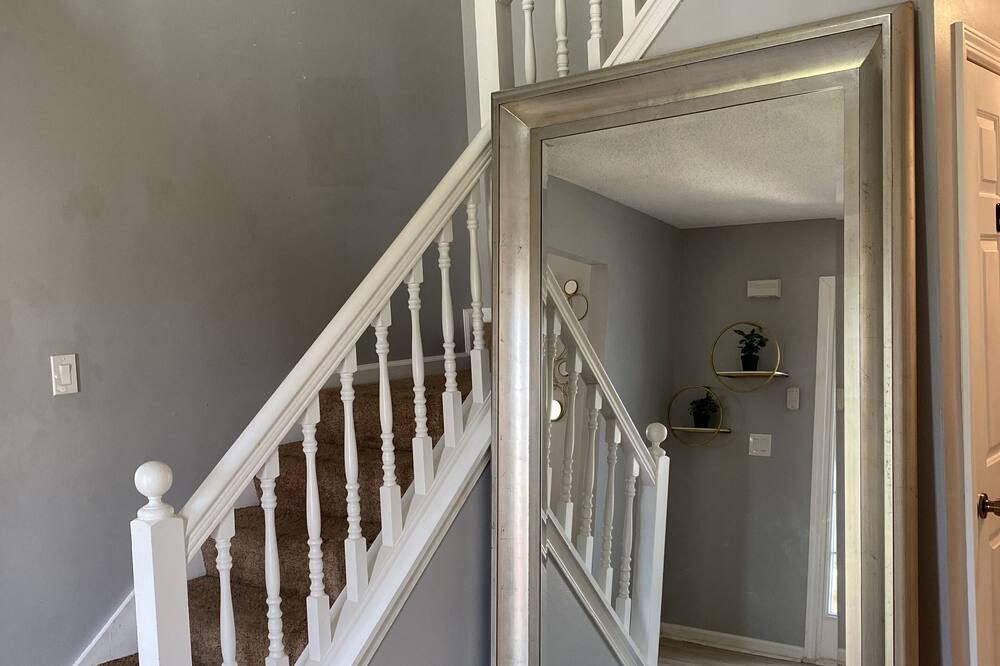 Photo of Others in Ellenwood