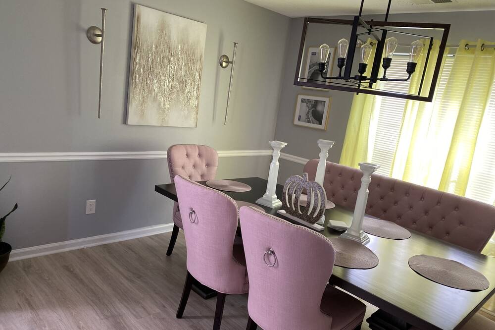 Photo of Others in Ellenwood