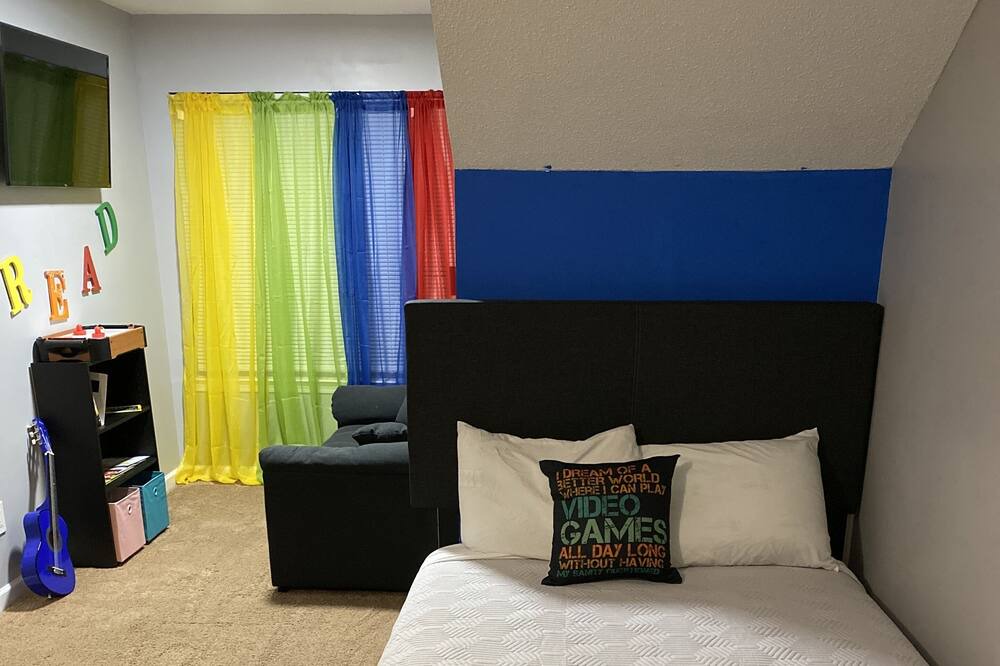 Photo of Bedroom in Ellenwood