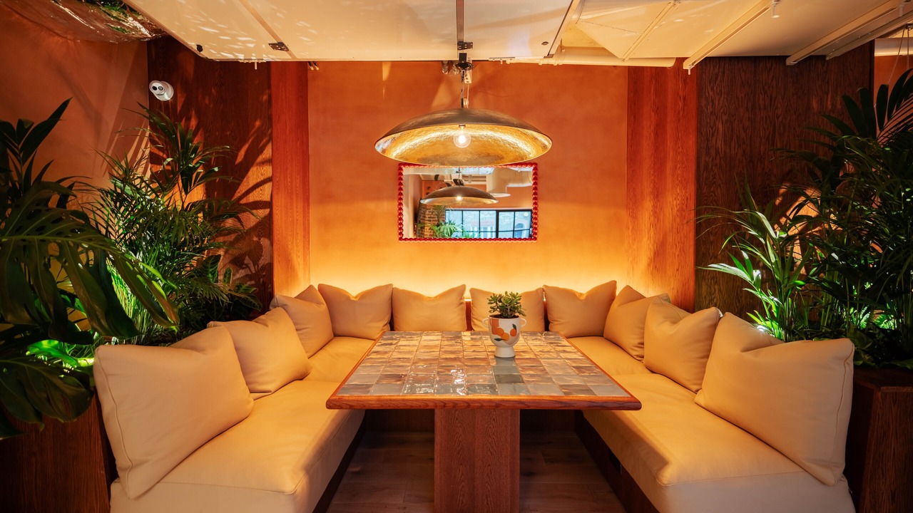 Photo of Others in Chiswick