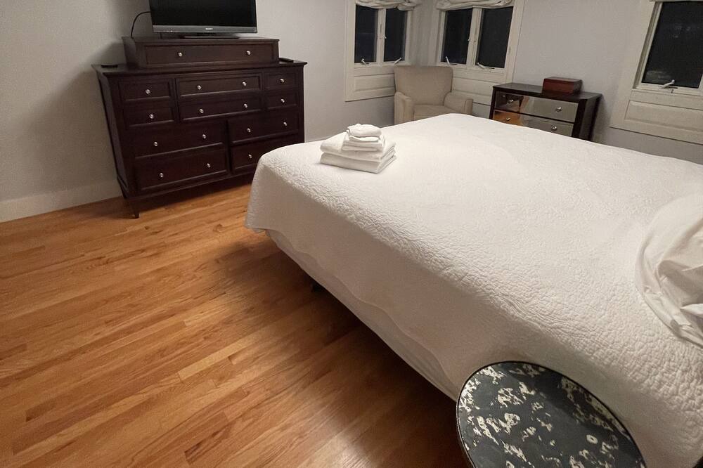 Photo of Bedroom in Katama