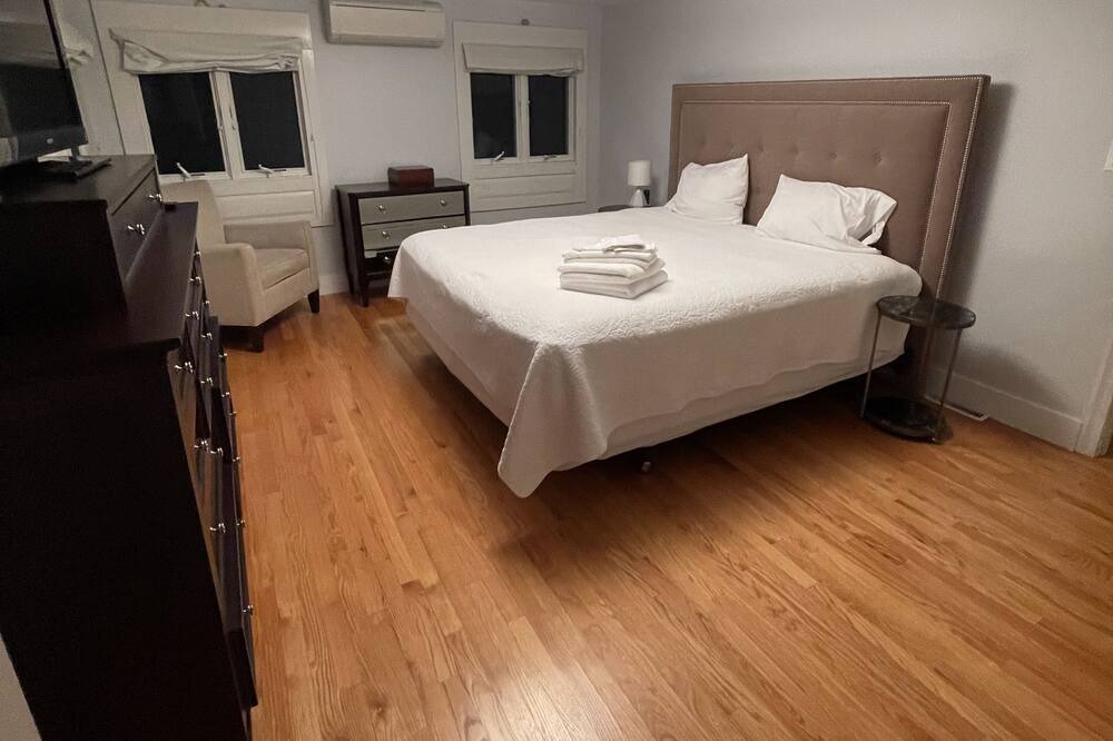 Photo of Bedroom in Katama