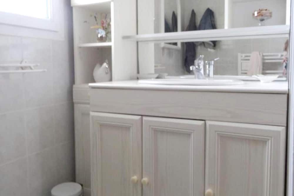 Photo of Bathroom in La Taillee