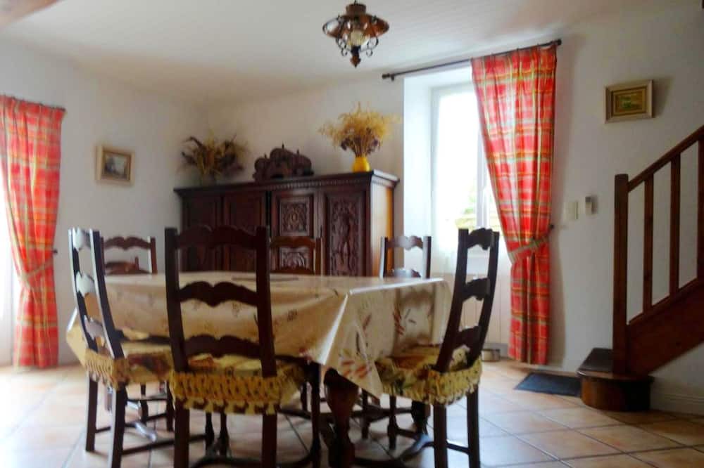 Photo of Livingroom in La Taillee