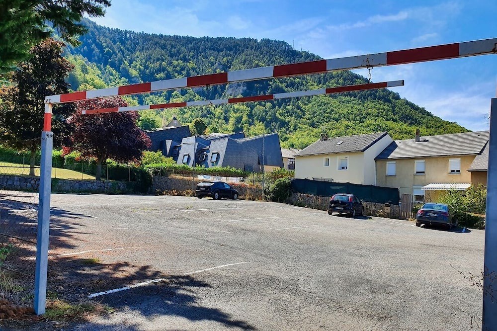 Photo of Outdoor in Mende