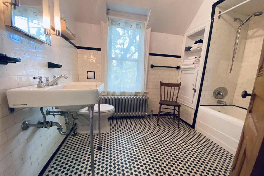 Photo of Bathroom in Waterloo