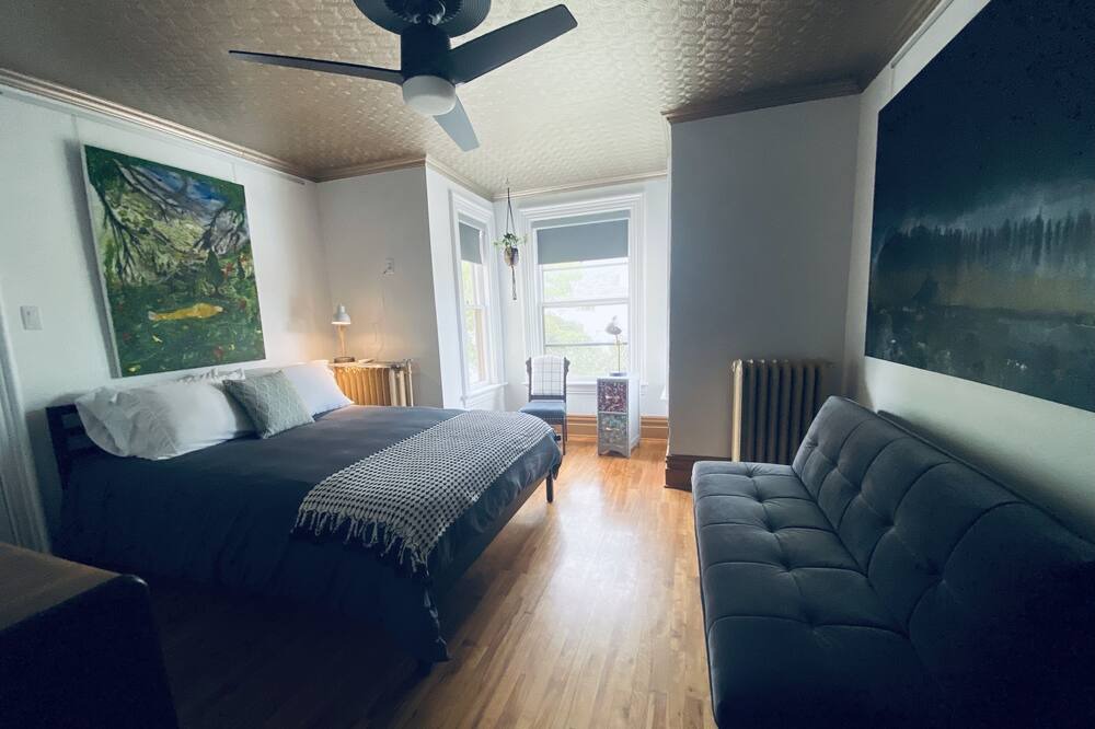 Photo of Bedroom in Waterloo