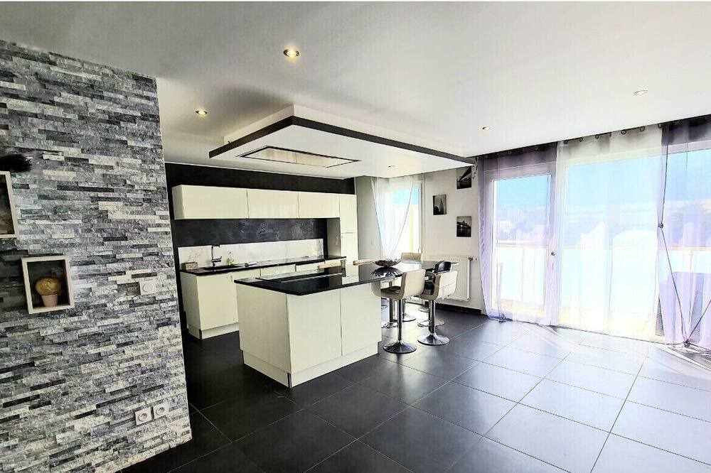 Photo of Kitchen in Quartier Villeneuve - Village-Olympique