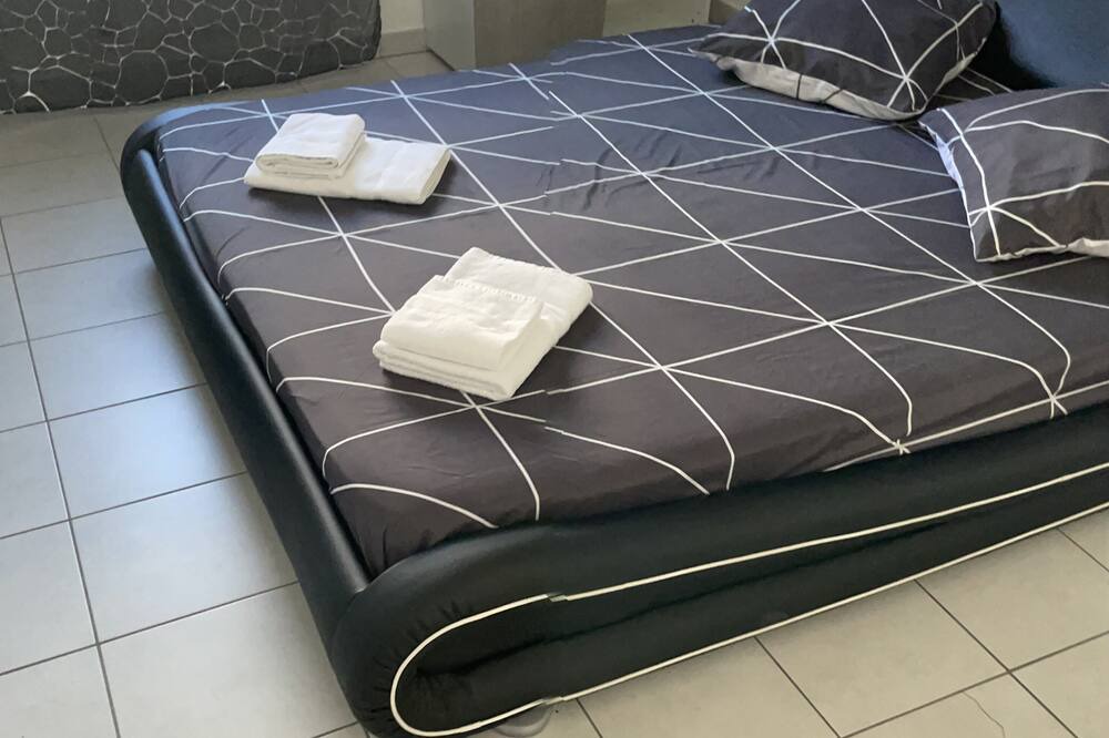 Photo of Bedroom in Quartier Villeneuve - Village-Olympique