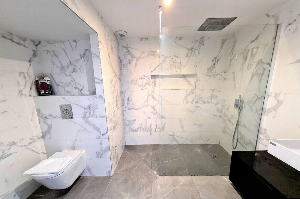 Photo of Bathroom in Quartier Villeneuve - Village-Olympique