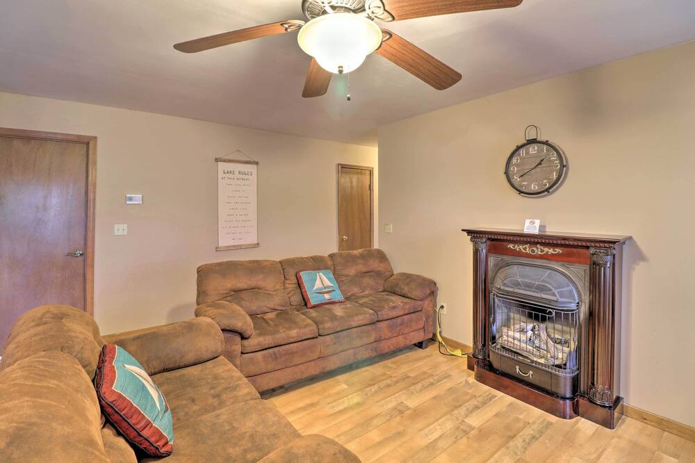 Photo of Livingroom in Greers Ferry