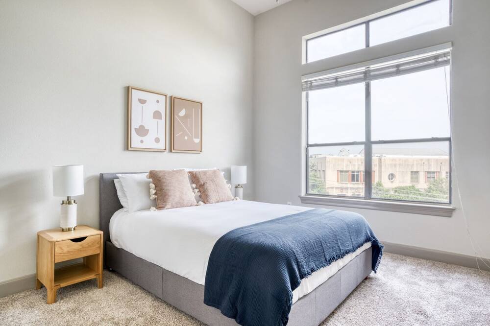 Photo of Bedroom in Triangle State
