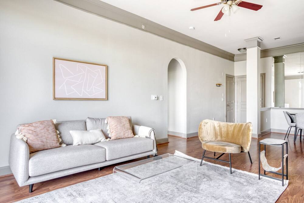 Photo of Livingroom in Triangle State