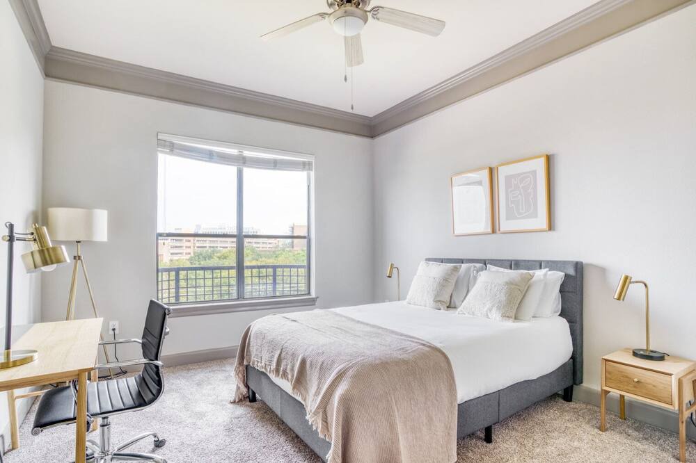 Photo of Bedroom in Triangle State