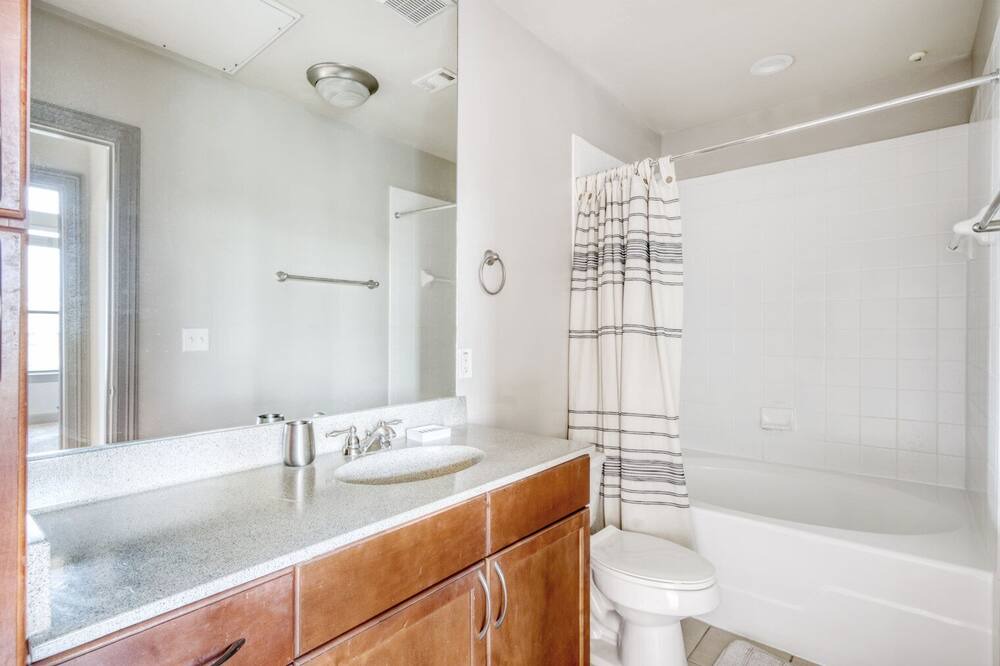 Photo of Bedroom in Triangle State