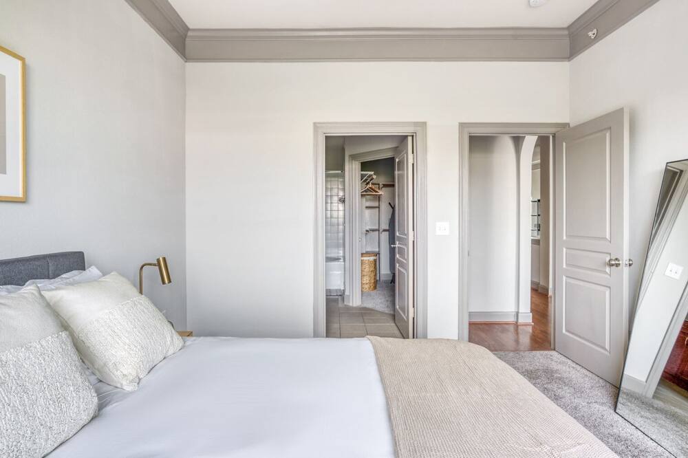 Photo of Bedroom in Triangle State
