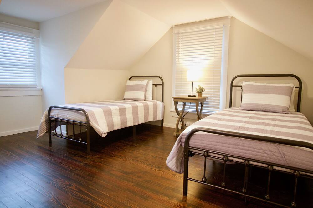 Photo of Bedroom in Lynchburg