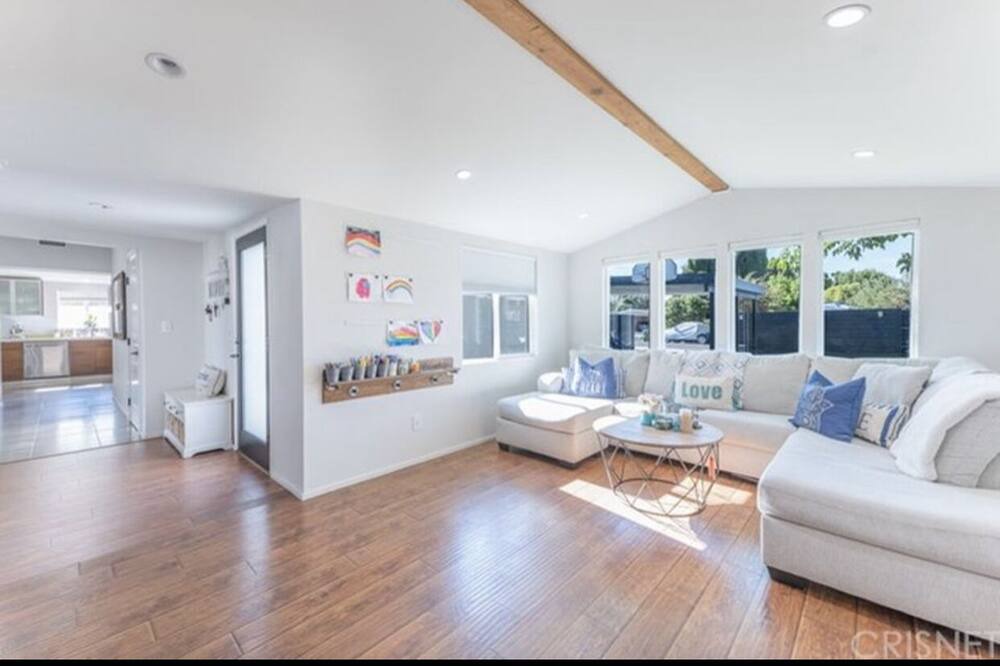 Photo of Livingroom in Winnetka