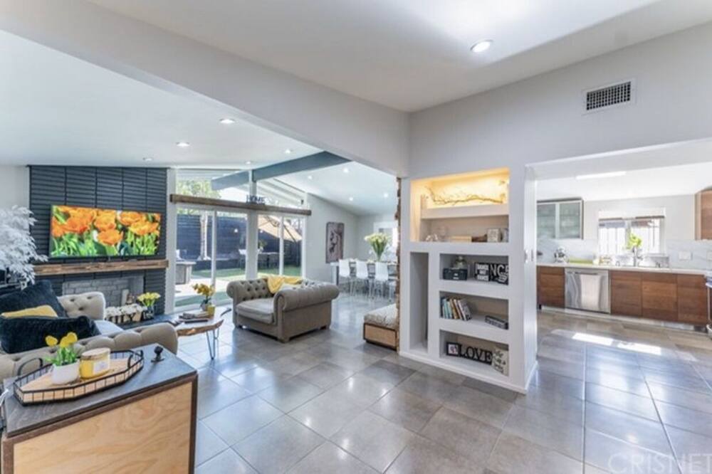 Photo of Livingroom in Winnetka