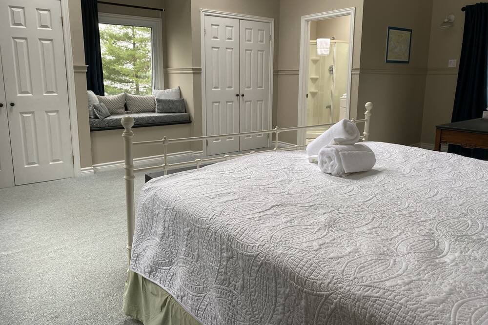 Photo of Bedroom in Severn