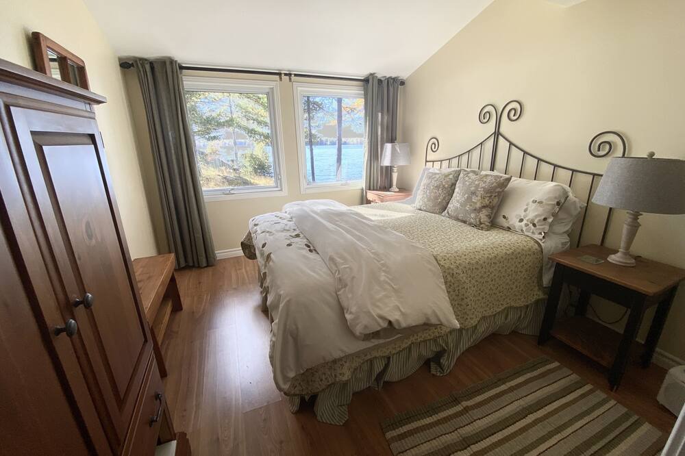 Photo of Bedroom in Severn