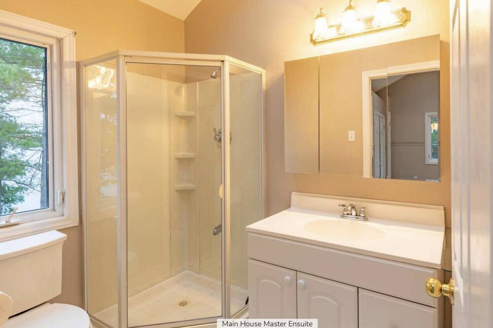 Photo of Bathroom in Severn
