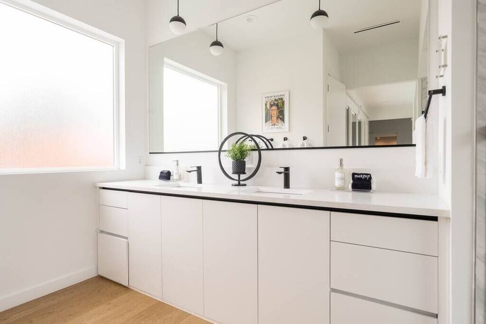 Photo of Kitchen in Knox - Henderson
