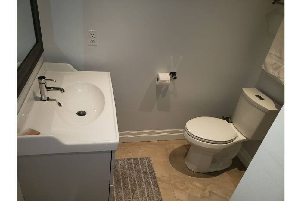 Photo of Bathroom in Tiny