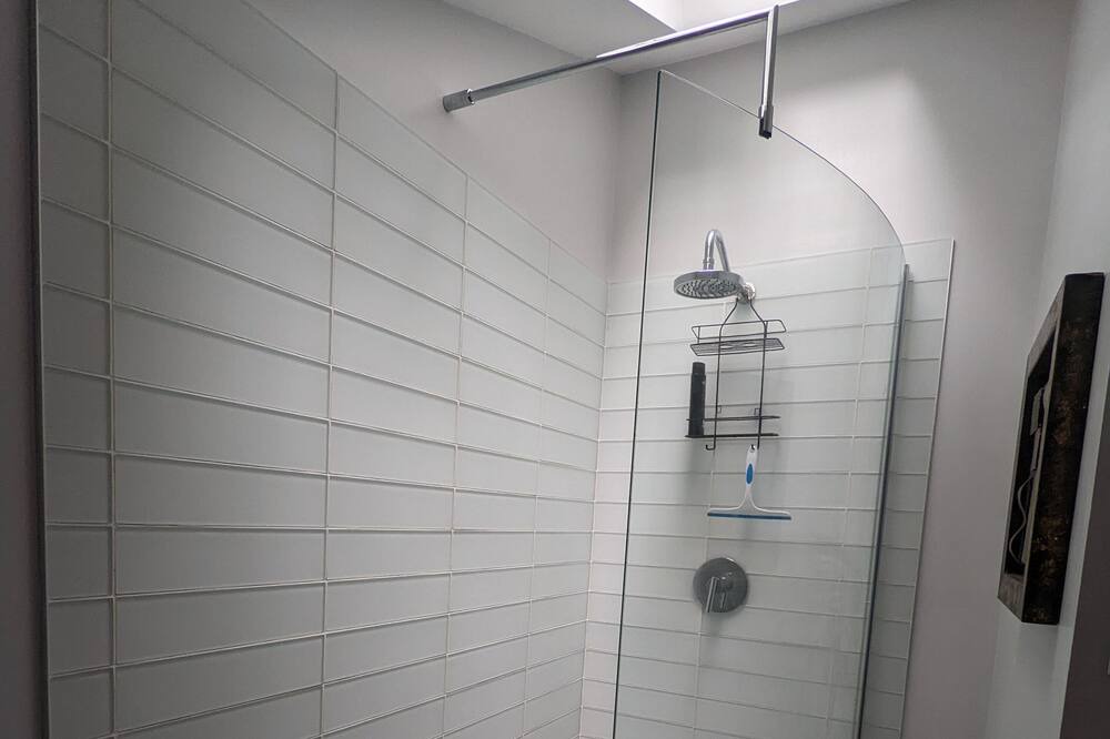 Photo of Bathroom in Tiny