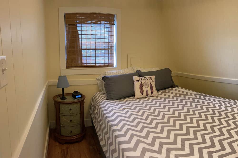 Photo of Bedroom in Downsville