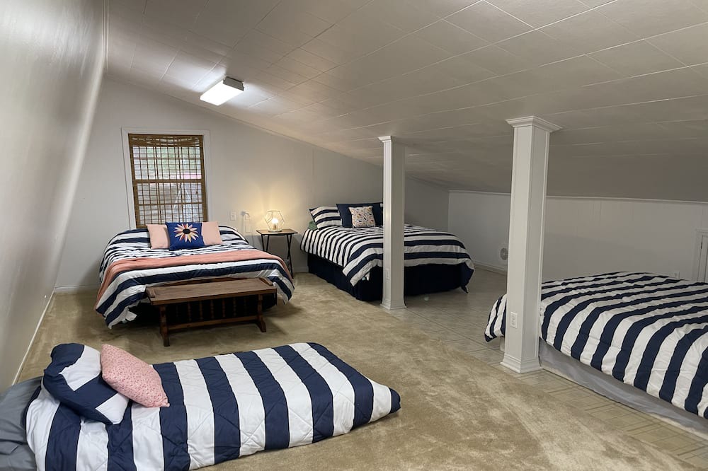 Photo of Bedroom in Downsville
