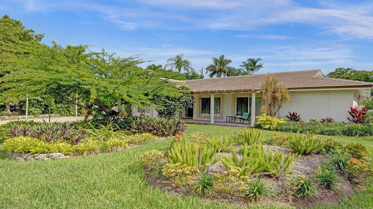 Photo of Outdoor in Central Corals
