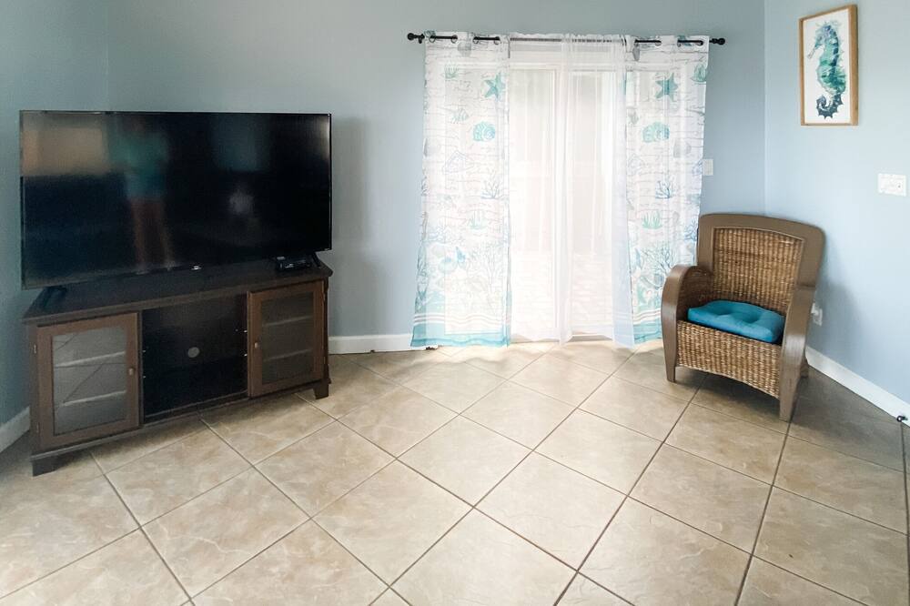 Photo of Livingroom in Tropic
