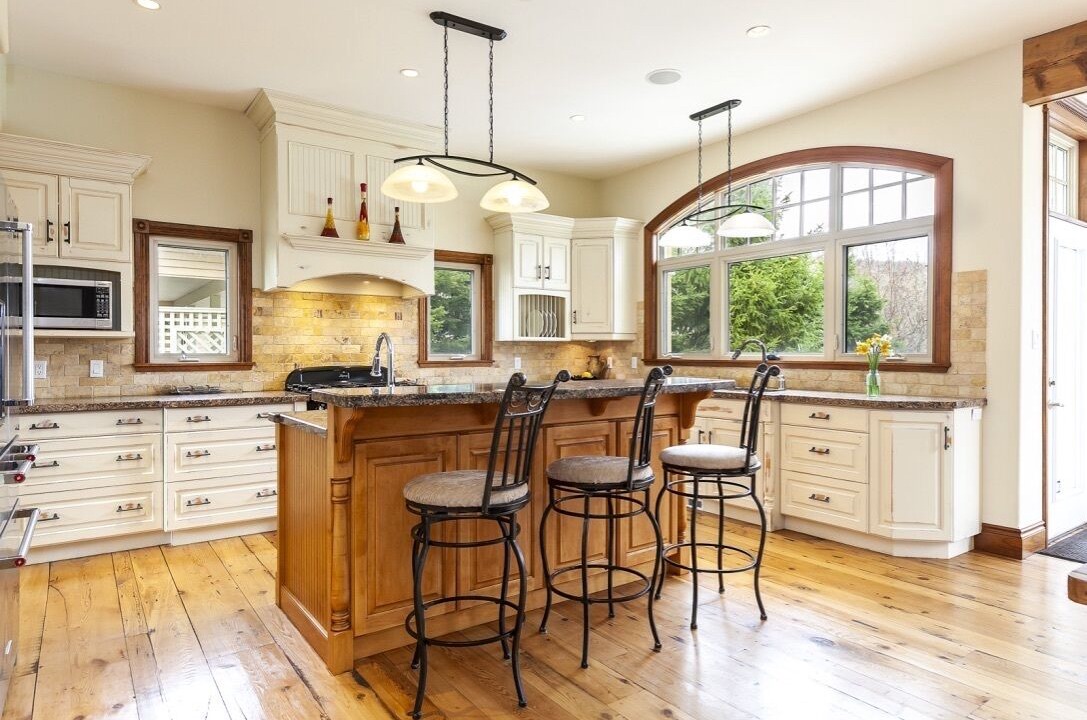 Photo of Kitchen in Craigleith