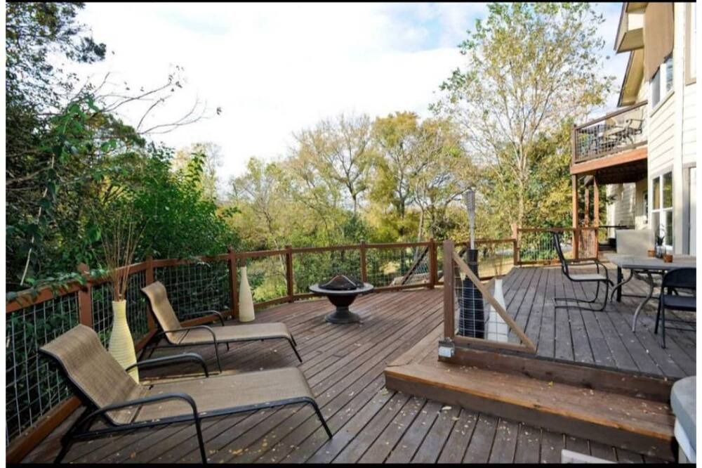 Photo of Patio Balcony in Parker Lane