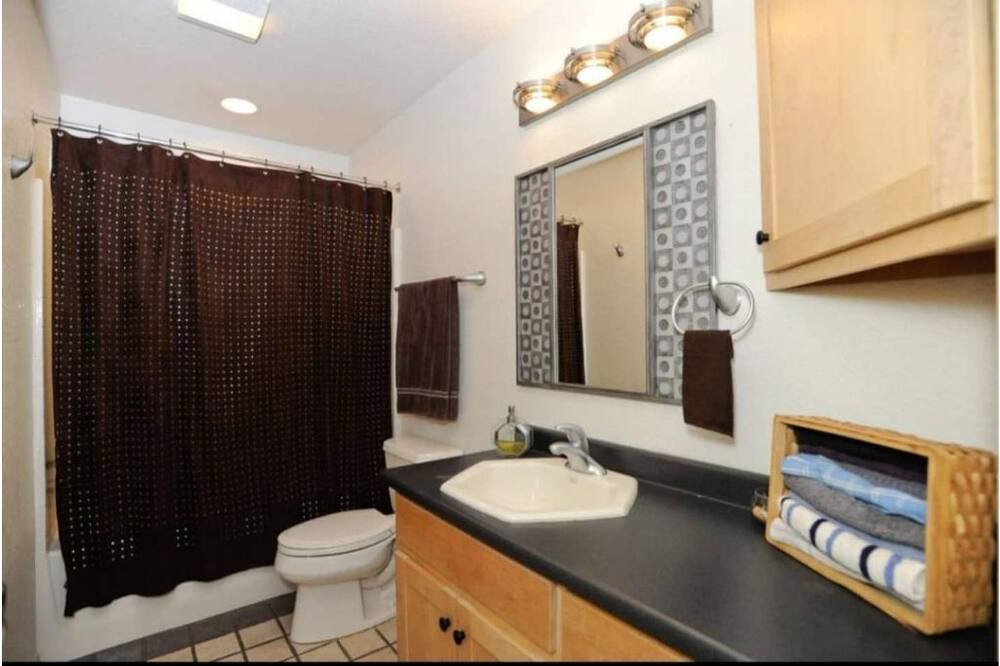Photo of Bedroom in Parker Lane