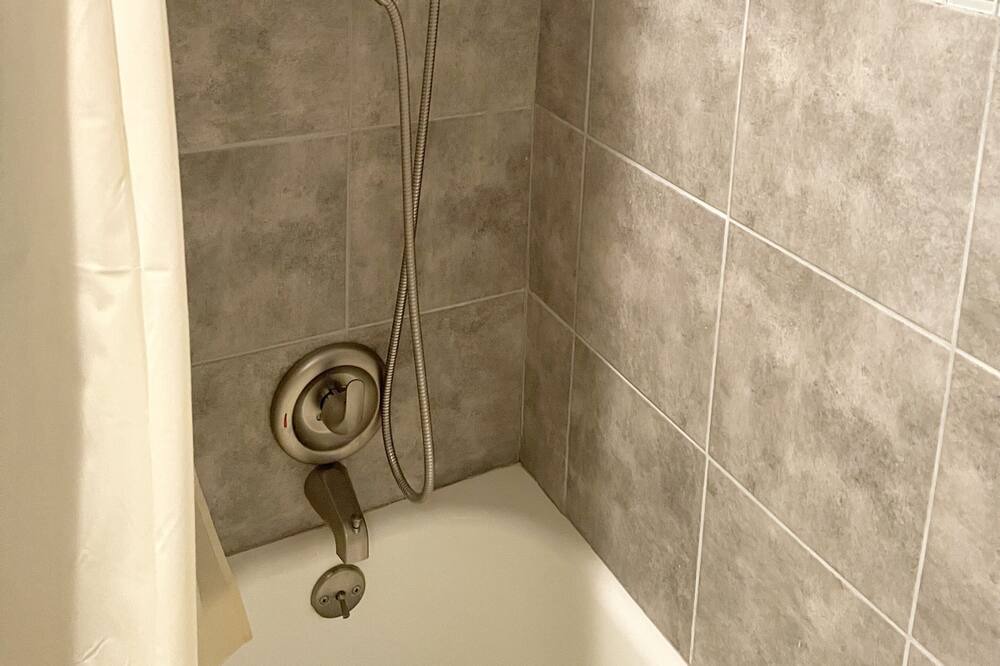 Photo of Bathroom in Central Oklahoma City