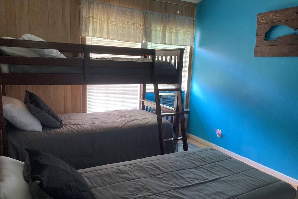 Photo of Bedroom in Aransas Pass