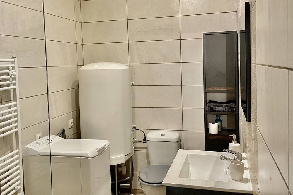 Photo of Bathroom in Couches