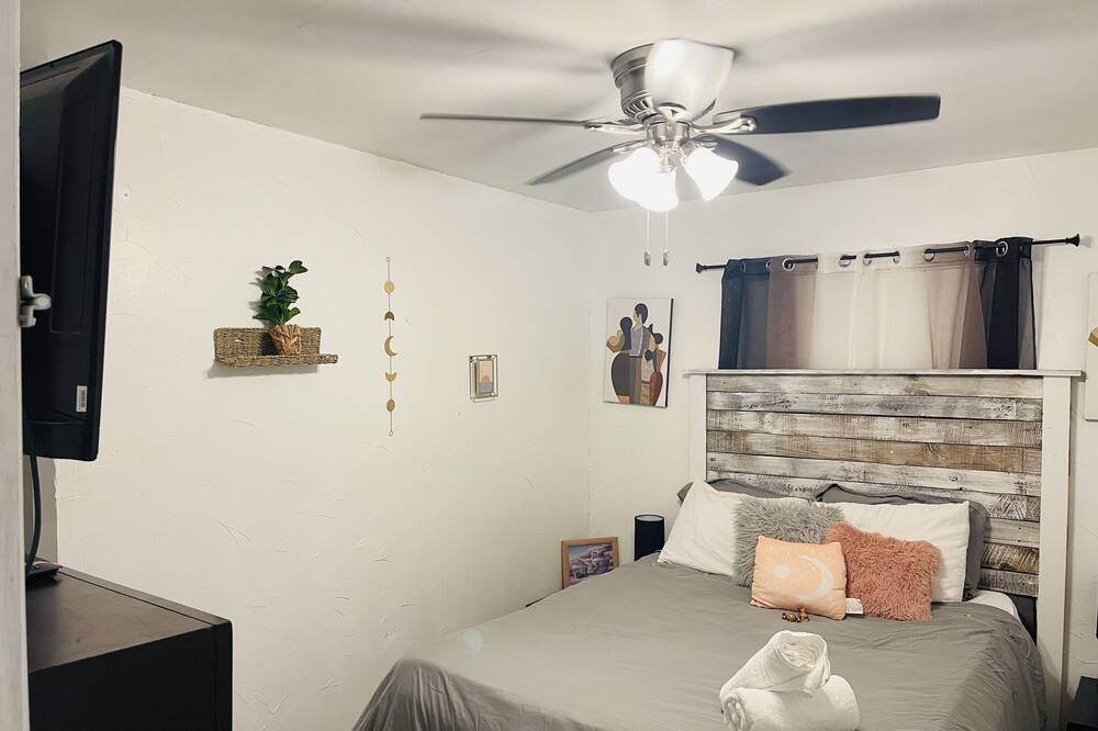 Photo of Bedroom in Central Oklahoma City