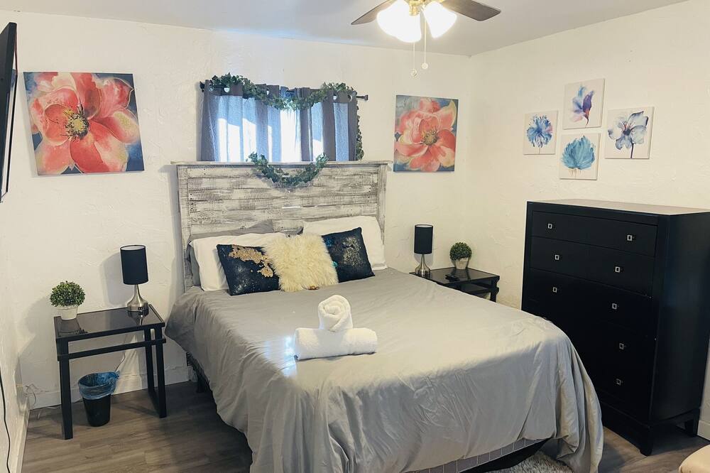 Photo of Bedroom in Central Oklahoma City