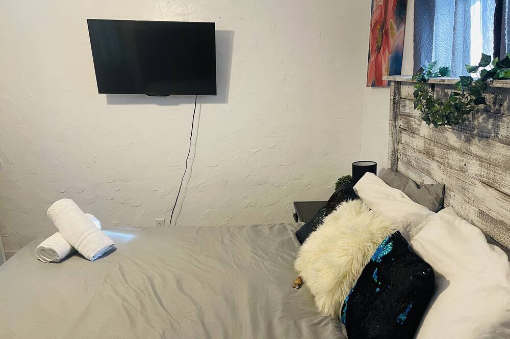 Photo of Bedroom in Central Oklahoma City
