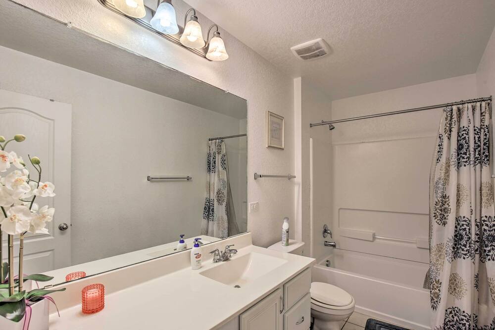 Photo of Bathroom in Heritage