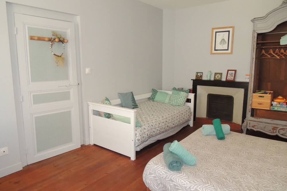 Photo of Bedroom in Mortagne-au-Perche